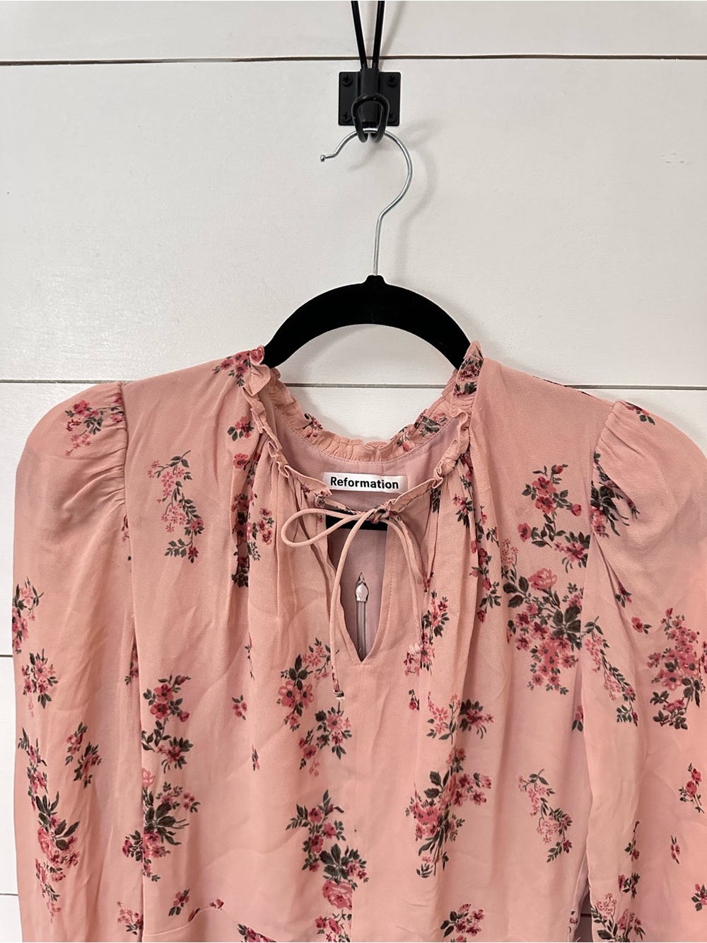 Reformation 4 Pink floral cotton ruffle detail tie neck long sleeve mini dress - Picture 5 of 16